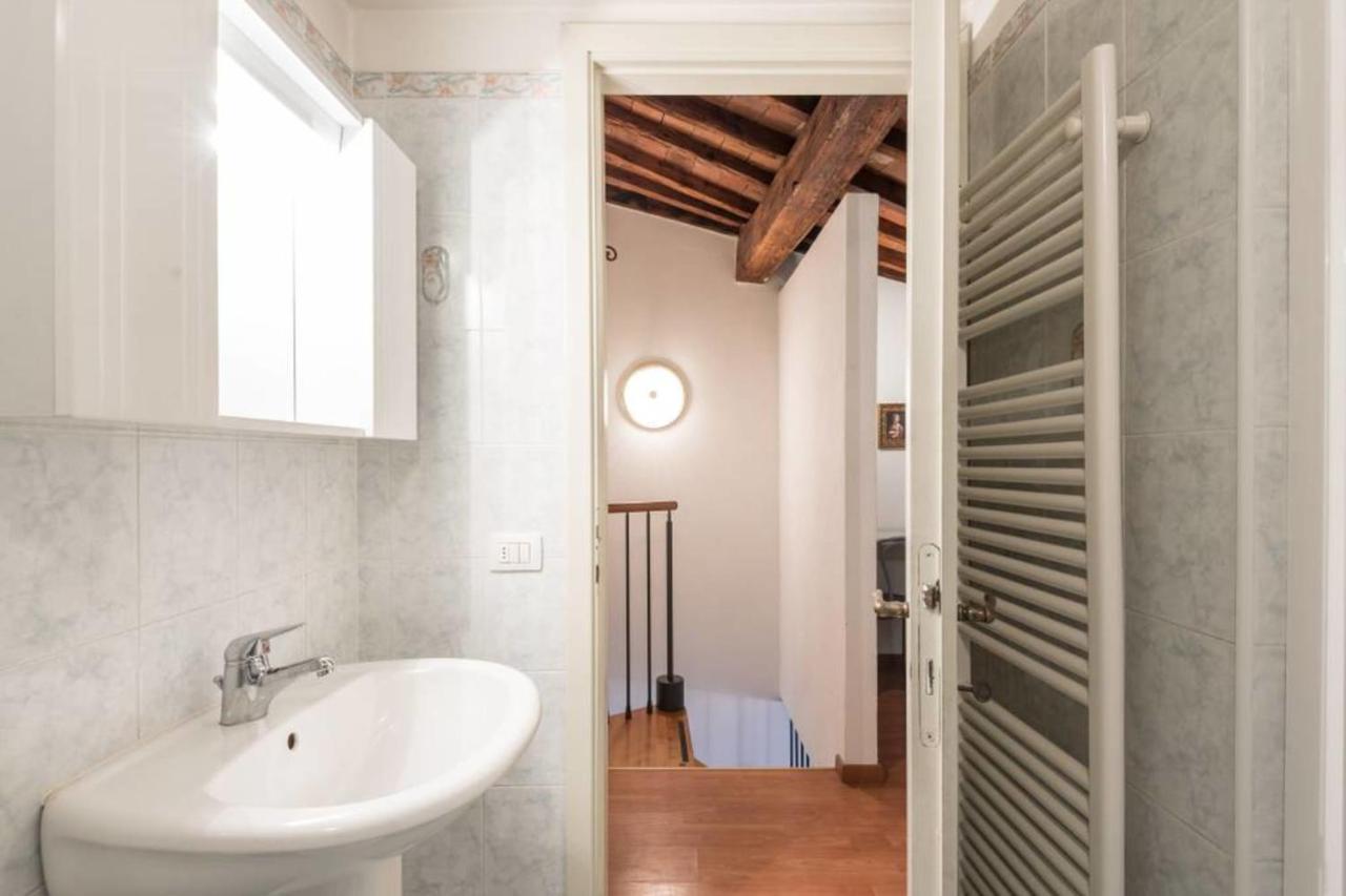 Lovely Loft 2 Steps From The Cathedral In フィレンツェ エクステリア 写真